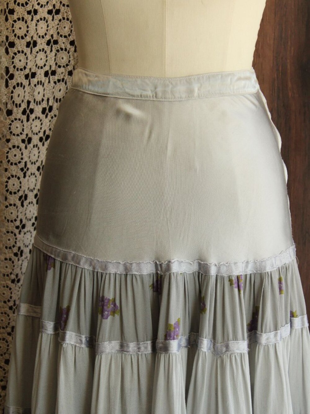 Vintage 1960s 1970s Skirt, Tea Length Silver Silk and Floral Print with Tiered R - Picture 4 of 10